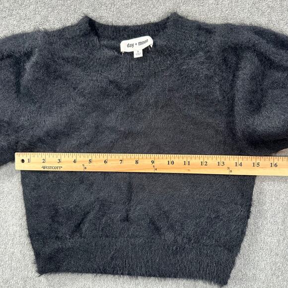 Day + Moon Fuzzy Cropped Sweater Top Size Small Black Short Puff Sleeve Crew Nec - Picture 6 of 9